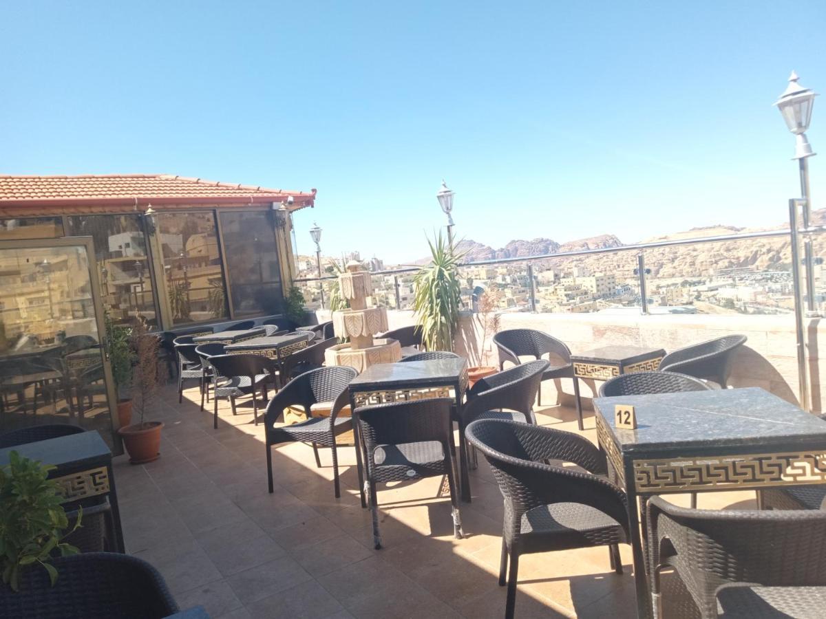 Petra Visitors Apartments Wadi Musa Esterno foto